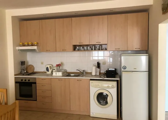 Coral корал бийч Апартаменти *