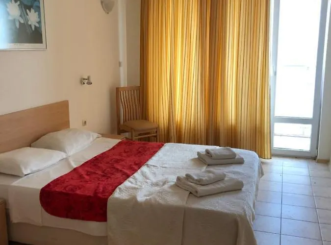 Апартаменти Coral корал бийч *