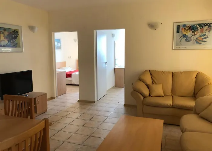 Coral корал бийч Апартаменти Светий Влас