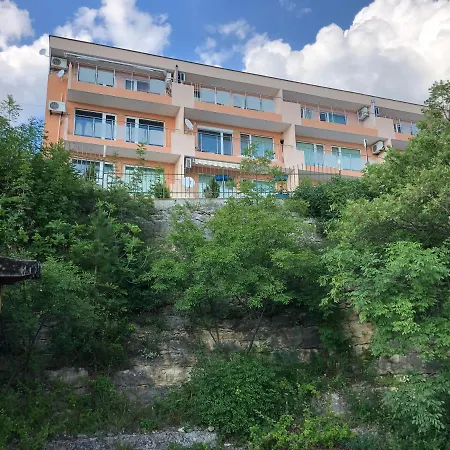 아파트 Coral корал бийч *