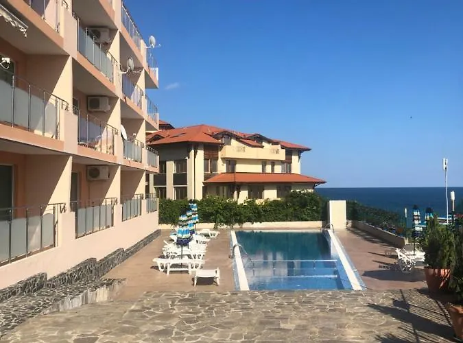 아파트 Coral корал бийч